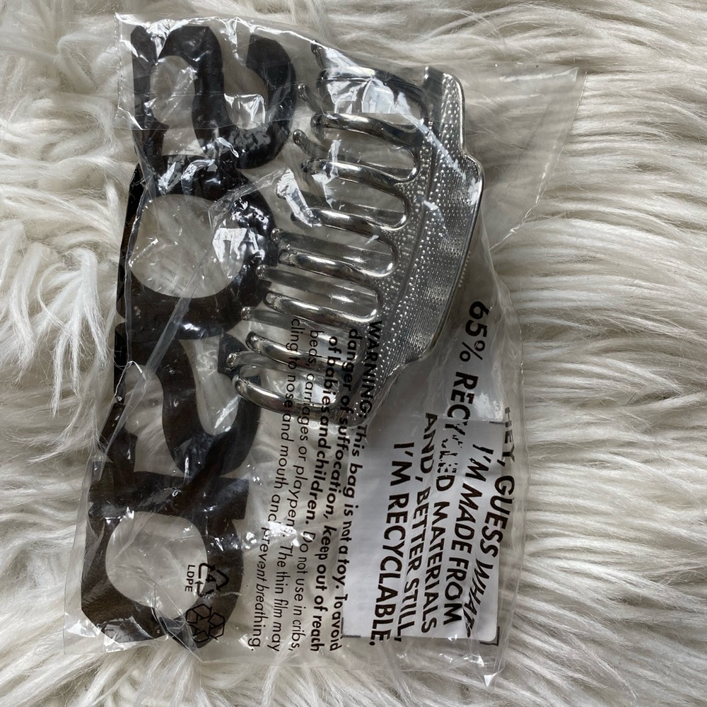 ASOS Design silver hair claw clip
